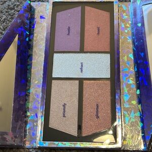 BECCA Prismatica Highlighter Palette